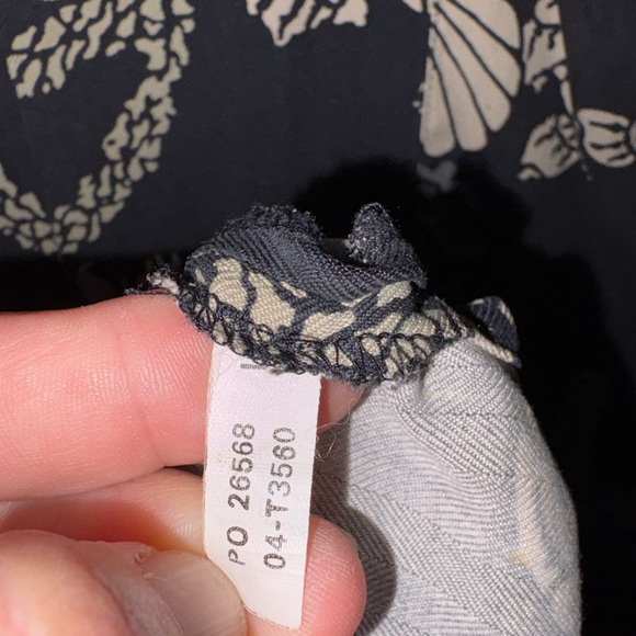 Vintage Tommy Bahama Men’s Hawaiian Button Up Shirt M 100% silk Blue w/shells - Picture 4 of 6